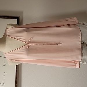 Lauren Ralph Lauren cold shoulder blouse EUC